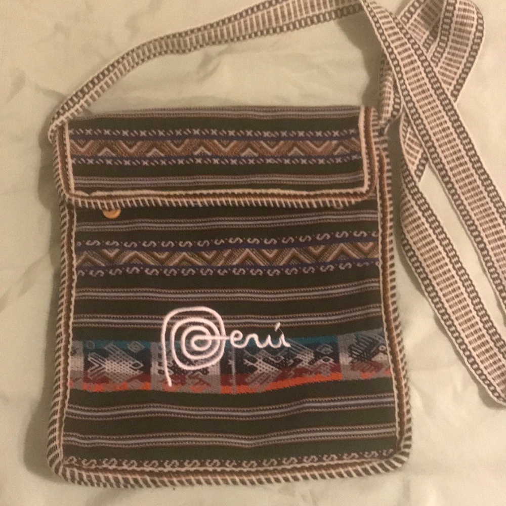 Peru Woven Crossbody Bag. NWT